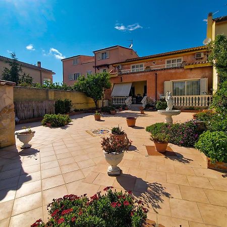 Murphy Holiday Homes - Residenza Nadia La Maddalena  Buitenkant foto