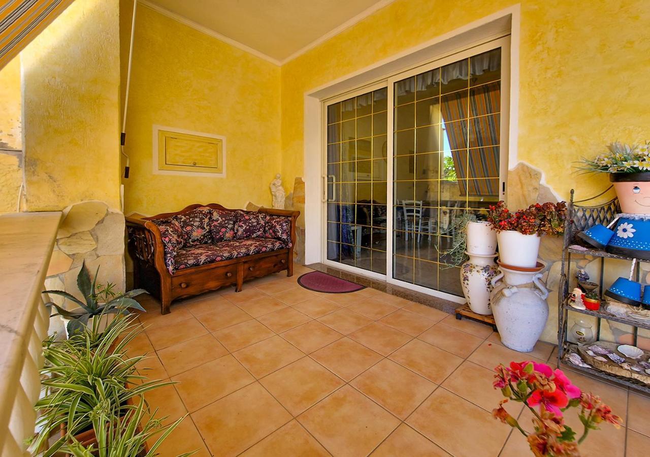Murphy Holiday Homes - Residenza Nadia La Maddalena  Buitenkant foto
