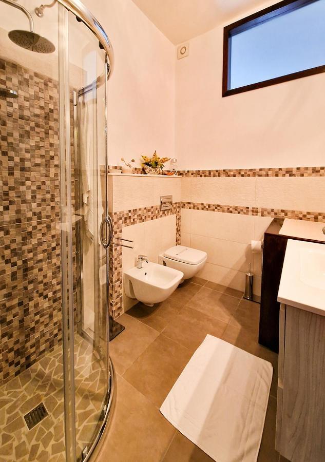 Murphy Holiday Homes - Residenza Nadia La Maddalena  Buitenkant foto